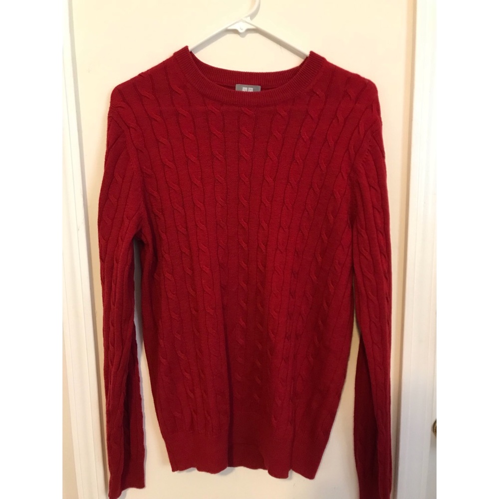UNIQLO Sweater